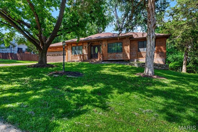 105 Willow Drive, Eureka, MO 63025