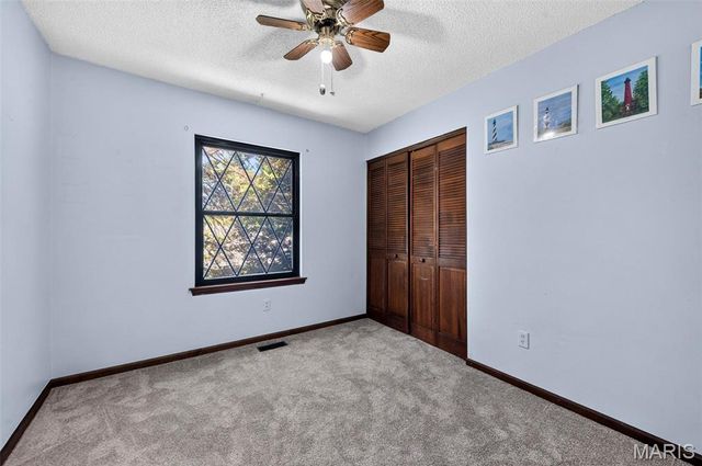 105 Willow Drive, Eureka, MO 63025