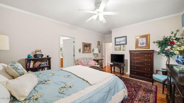 1218 Glen Abbey Way, Johnson City, TN 37615