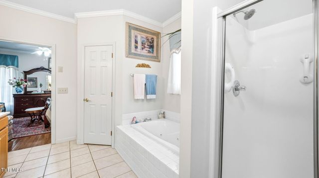 1218 Glen Abbey Way, Johnson City, TN 37615