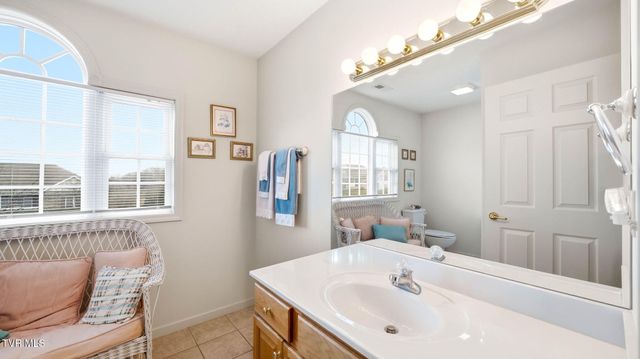 1218 Glen Abbey Way, Johnson City, TN 37615