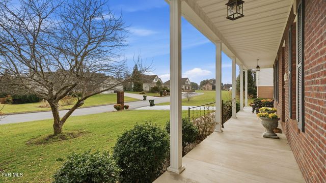 1218 Glen Abbey Way, Johnson City, TN 37615
