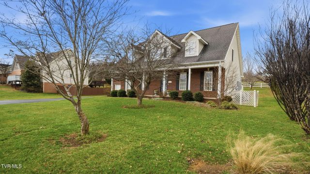 1218 Glen Abbey Way, Johnson City, TN 37615