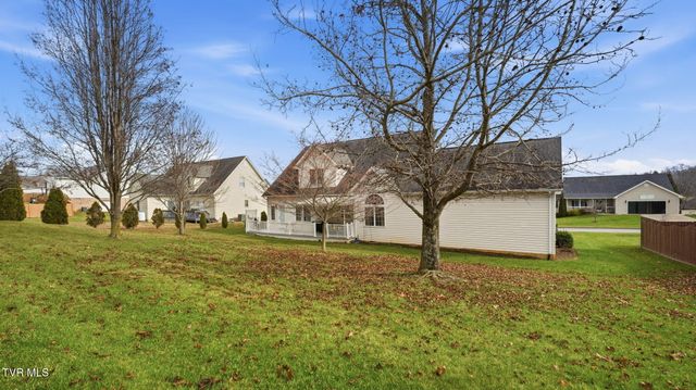 1218 Glen Abbey Way, Johnson City, TN 37615