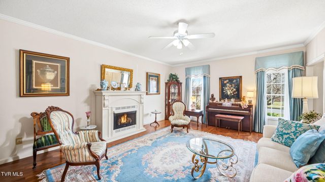 1218 Glen Abbey Way, Johnson City, TN 37615