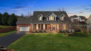 1218 Glen Abbey Way, Johnson City, TN 37615