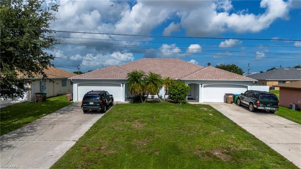 Image 2 of property listing at 516-518 5th PL, Cape Coral, FL 33990