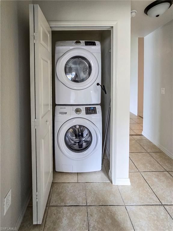 Image 31 of property listing at 516-518 5th PL, Cape Coral, FL 33990
