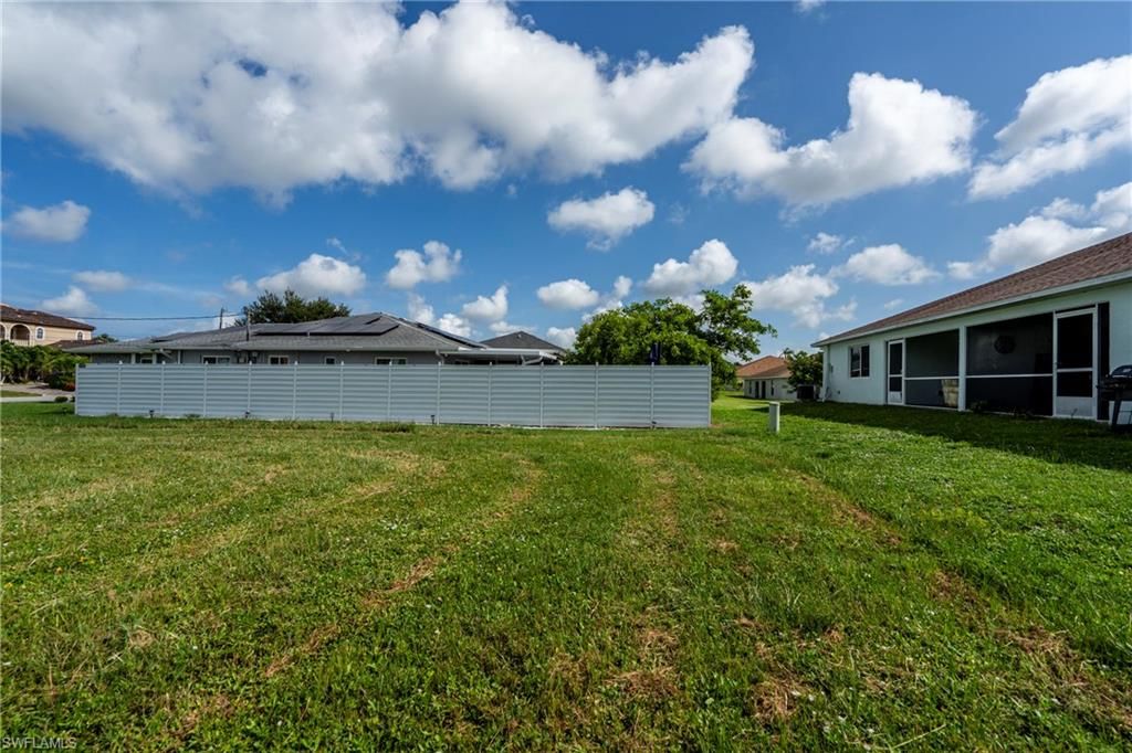 Image 39 of property listing at 516-518 5th PL, Cape Coral, FL 33990