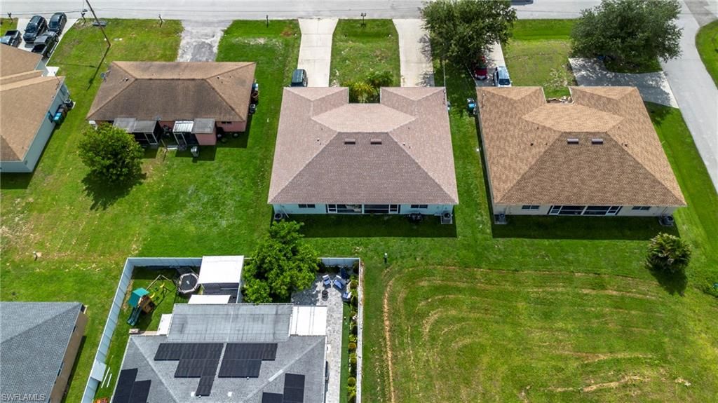 Image 43 of property listing at 516-518 5th PL, Cape Coral, FL 33990