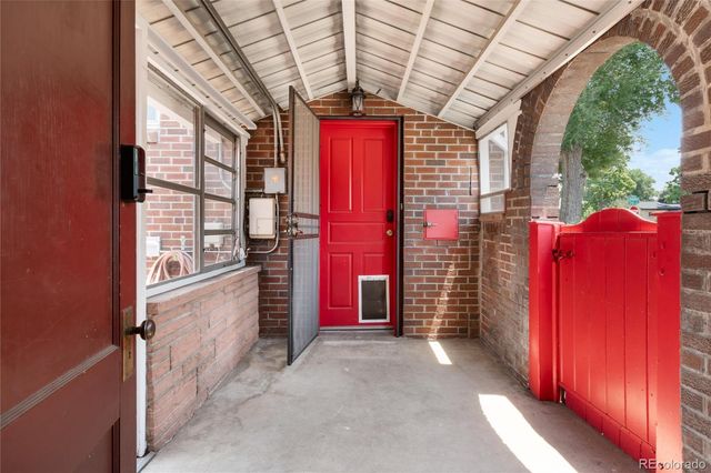 1595 S Downing Street, Denver, CO 80210