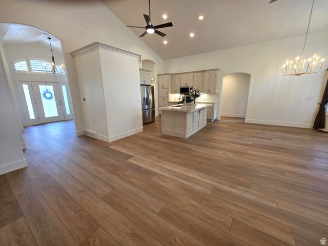 11176 S MIDAS TRAIL RD, South Jordan, UT 84095