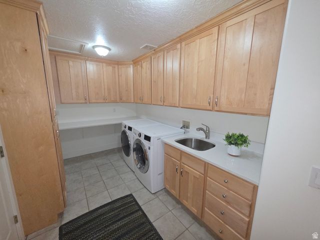 11176 S MIDAS TRAIL RD, South Jordan, UT 84095