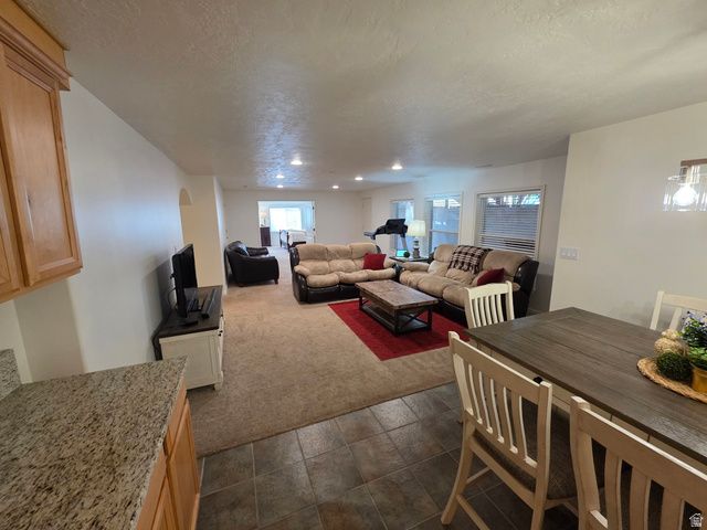 11176 S MIDAS TRAIL RD, South Jordan, UT 84095