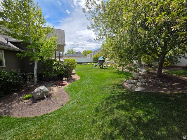 11176 S MIDAS TRAIL RD, South Jordan, UT 84095