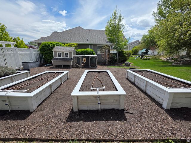 11176 S MIDAS TRAIL RD, South Jordan, UT 84095