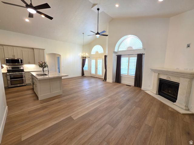 11176 S MIDAS TRAIL RD, South Jordan, UT 84095