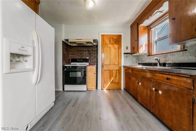 9107 S Highland Avenue, Garfield Heights, OH 44125