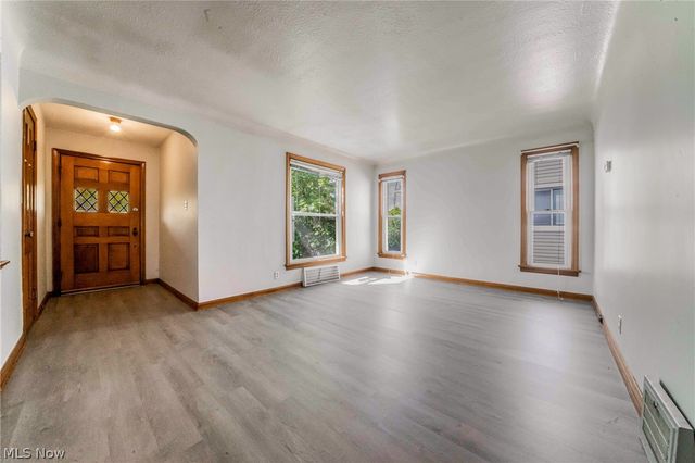 9107 S Highland Avenue, Garfield Heights, OH 44125