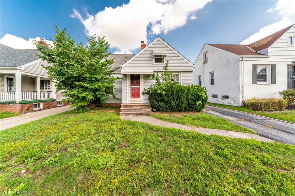 9107 S Highland Avenue, Garfield Heights, OH 44125