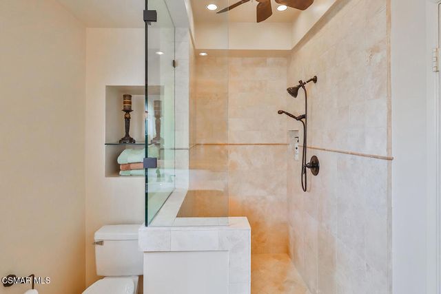 5260 Edgeware Drive, Agoura Hills, CA 91301