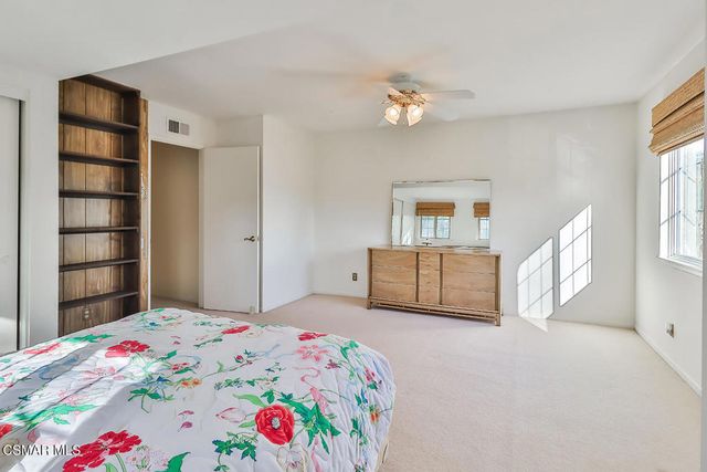 5260 Edgeware Drive, Agoura Hills, CA 91301