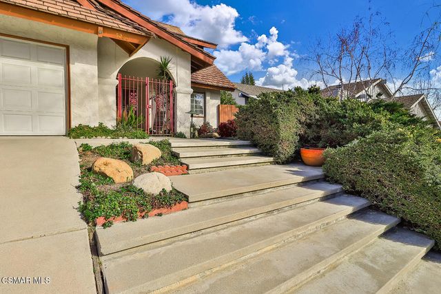 5260 Edgeware Drive, Agoura Hills, CA 91301