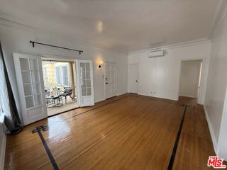 157 N La Peer Drive D, Beverly Hills, CA 90211