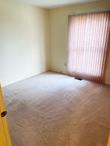 2684 Roundtree Drive, Troy, MI 48083