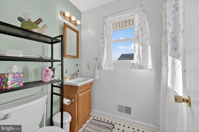 6508 DELIA DR, Alexandria, VA 22310