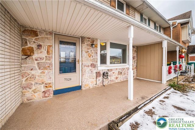 7528 Buttercup Road, Lower Macungie Twp, PA 18062