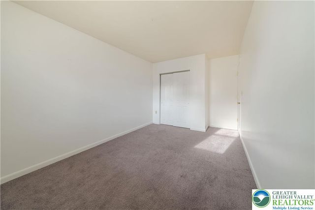 7528 Buttercup Road, Lower Macungie Twp, PA 18062