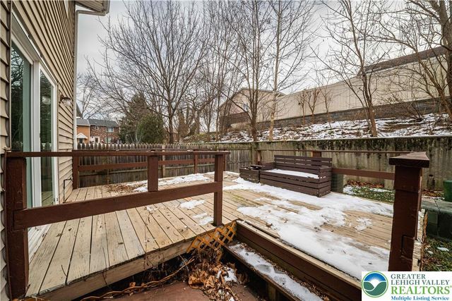 7528 Buttercup Road, Lower Macungie Twp, PA 18062