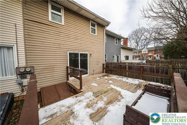 7528 Buttercup Road, Lower Macungie Twp, PA 18062