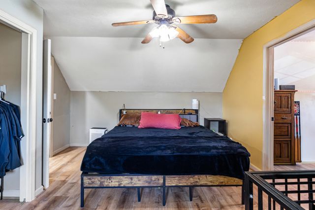 715 Gardendale Ln, Clarksville, TN 37040