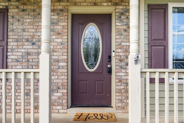 715 Gardendale Ln, Clarksville, TN 37040