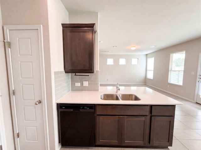 3651 Sandy Brook DR 206, Round Rock, TX 78665