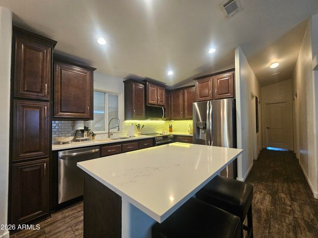 650 N Hawes Road 2731, Mesa, AZ 85207