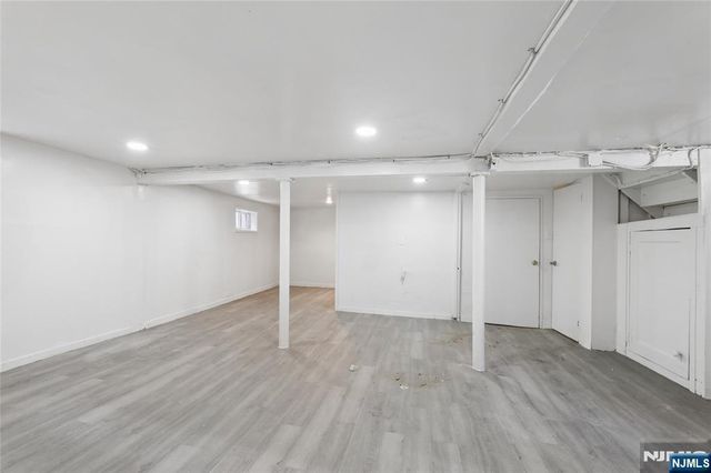 275 Farrant Terrace, Teaneck, NJ 07666