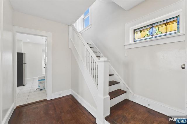 275 Farrant Terrace, Teaneck, NJ 07666