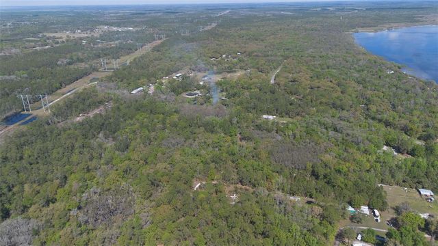 JUNGLE ROAD, Geneva, FL 32732