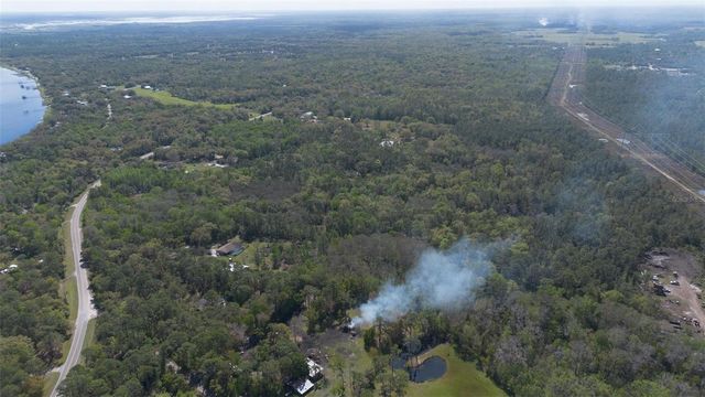 JUNGLE ROAD, Geneva, FL 32732