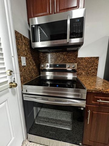 2725 SW 25th Street 3, Miami, FL 33133
