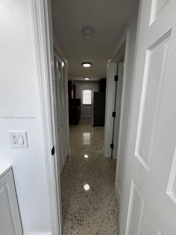 2725 SW 25th Street 3, Miami, FL 33133