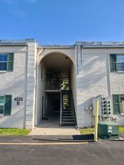4325 AEGEAN DRIVE 220B, Tampa, FL 33611