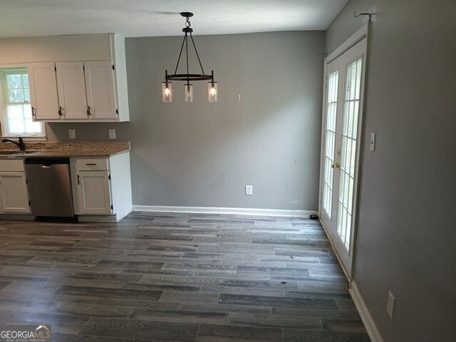 1015 Salisbury Trail, Riverdale, GA 30296