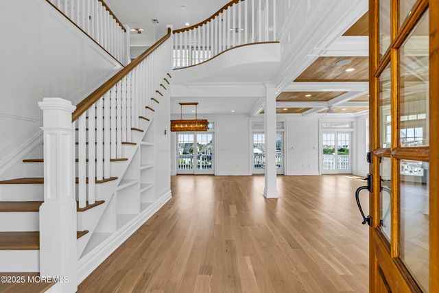 122 Squan Beach Drive, Mantoloking, NJ 08738