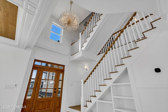 122 Squan Beach Drive, Mantoloking, NJ 08738