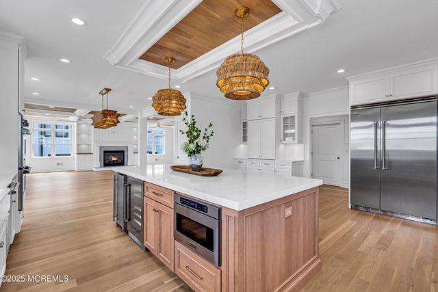 122 Squan Beach Drive, Mantoloking, NJ 08738