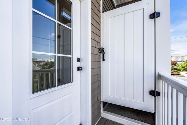 122 Squan Beach Drive, Mantoloking, NJ 08738